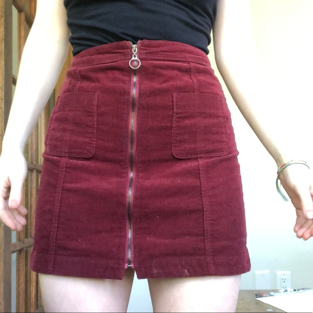 HOLLISTER CORD ZIP UP SKIRT
